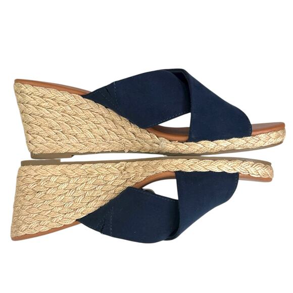 TOMMY BAHAMA Wedge Espadrille Cloth Sandal in Navy Blue & Beige Women's Size 10 - Picture 8 of 10